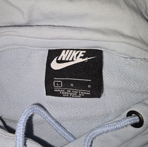 NIKE Cropped Hoodie - Picture 2 of 4